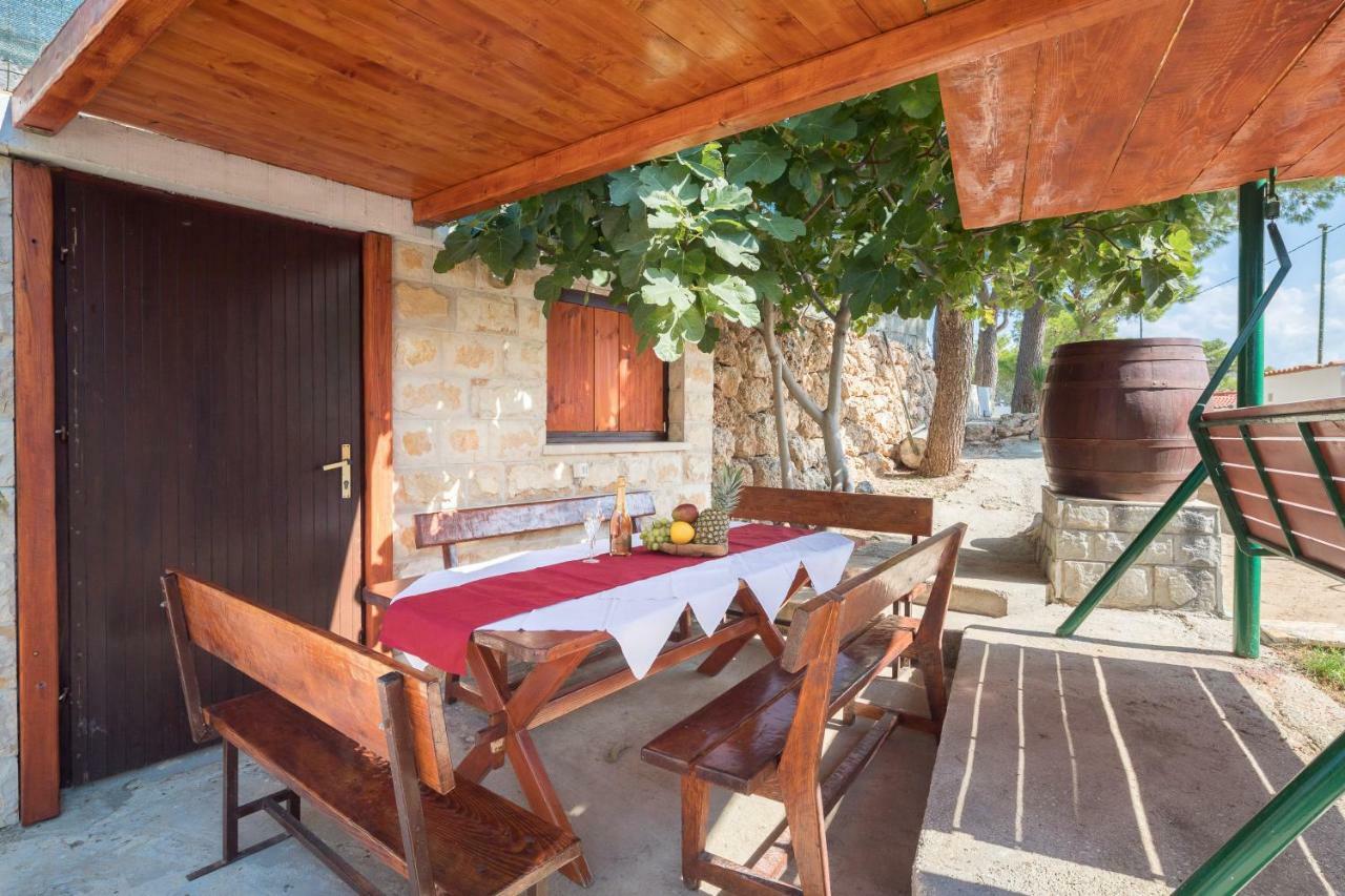 Beach Time Villa Омиш Экстерьер фото