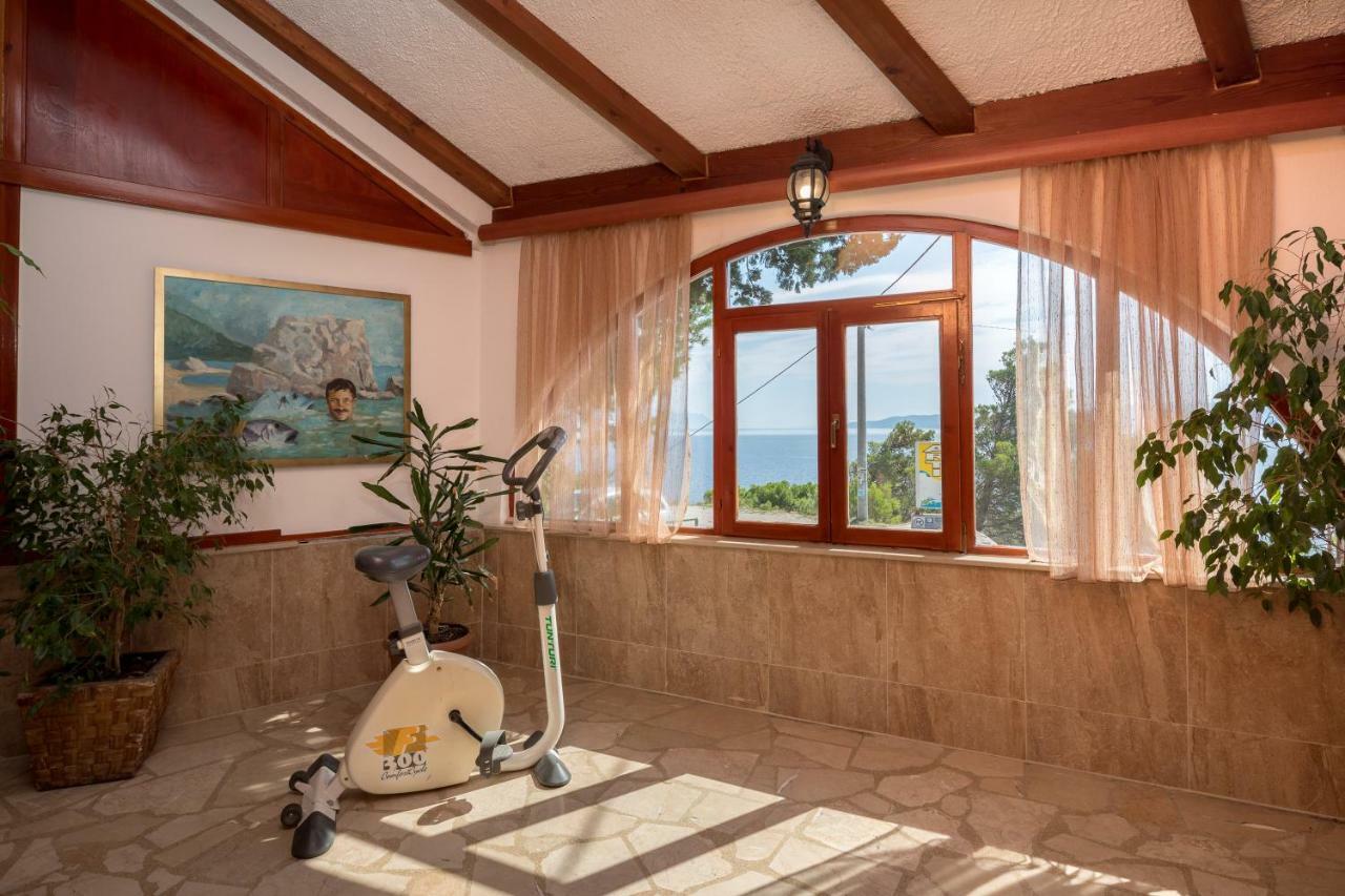 Beach Time Villa Омиш Экстерьер фото