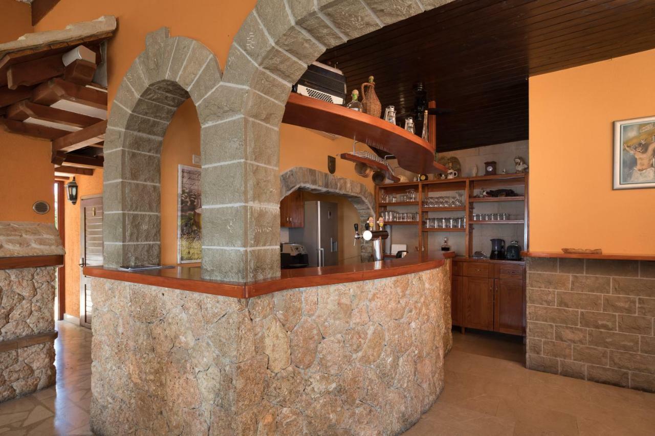 Beach Time Villa Омиш Экстерьер фото