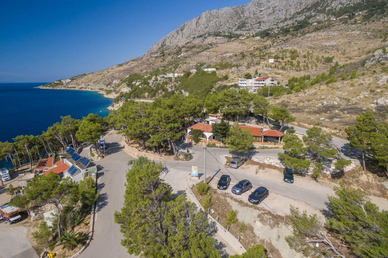 Beach Time Villa Омиш Экстерьер фото