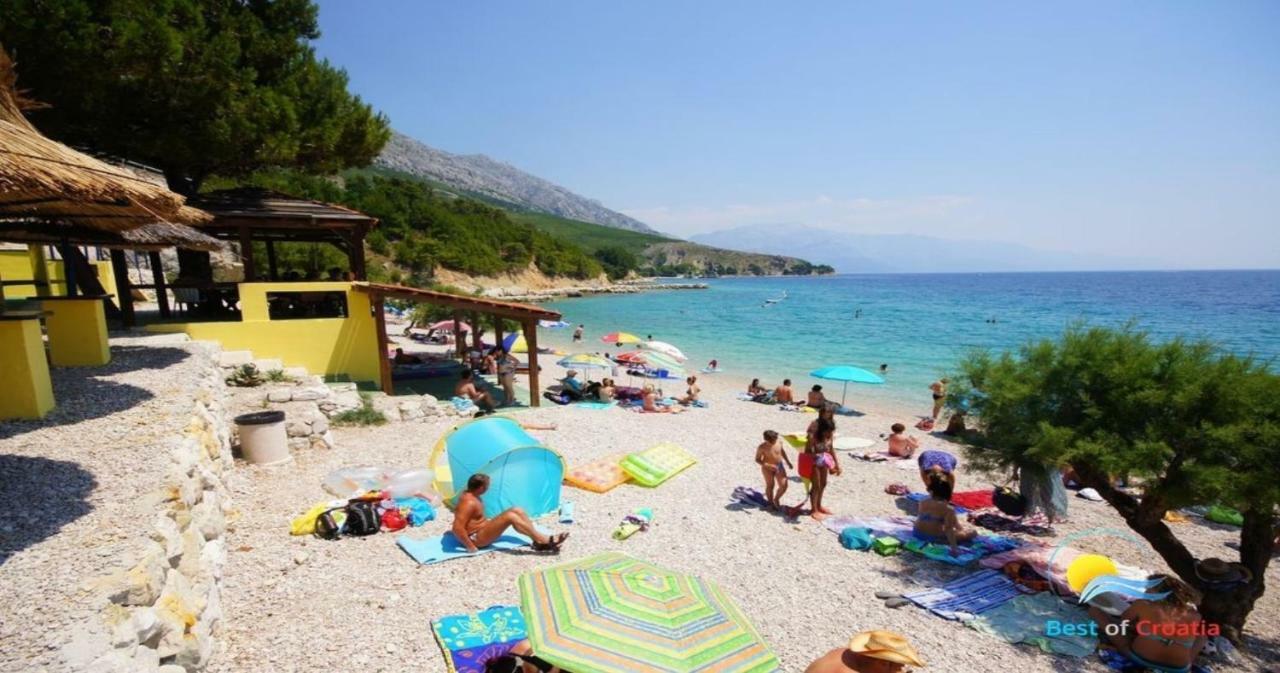 Beach Time Villa Омиш Экстерьер фото