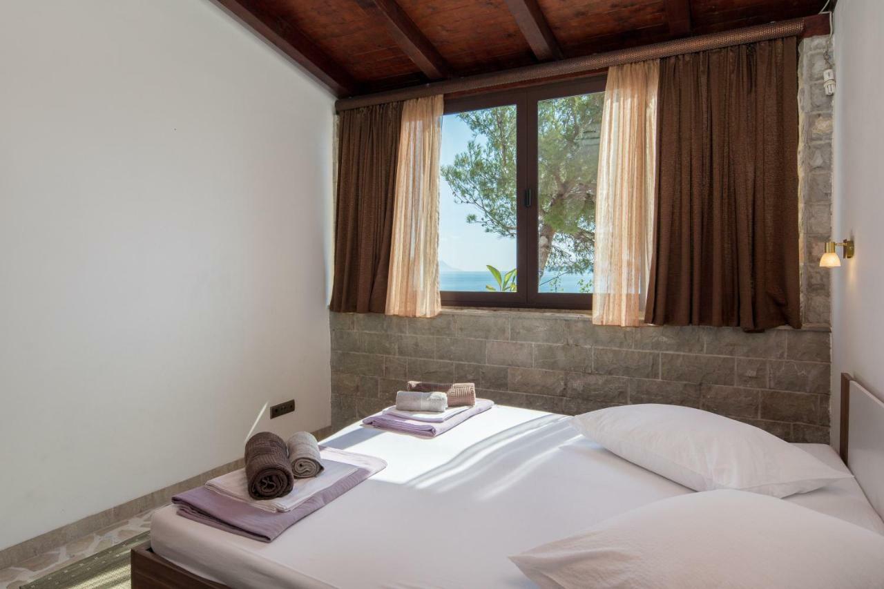 Beach Time Villa Омиш Экстерьер фото