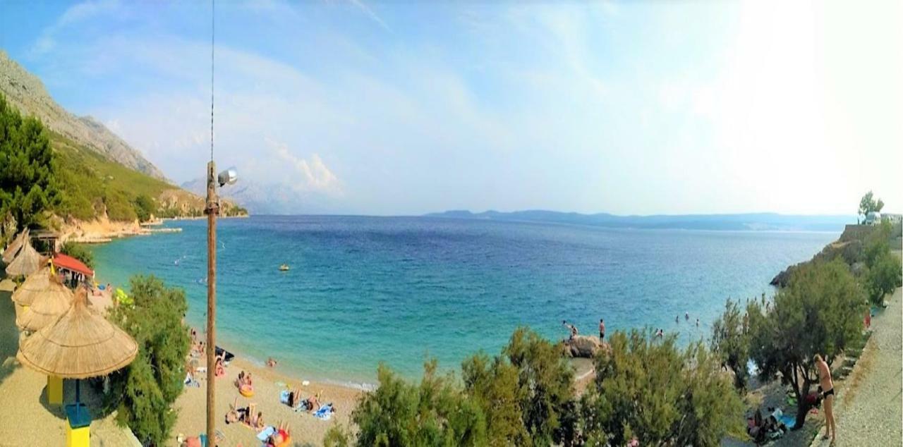 Beach Time Villa Омиш Экстерьер фото