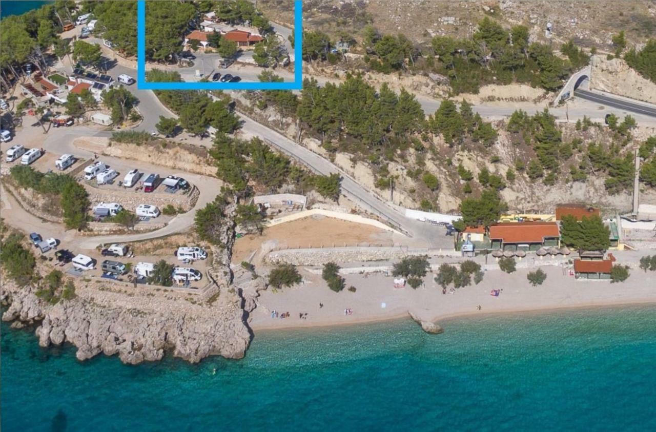 Beach Time Villa Омиш Экстерьер фото